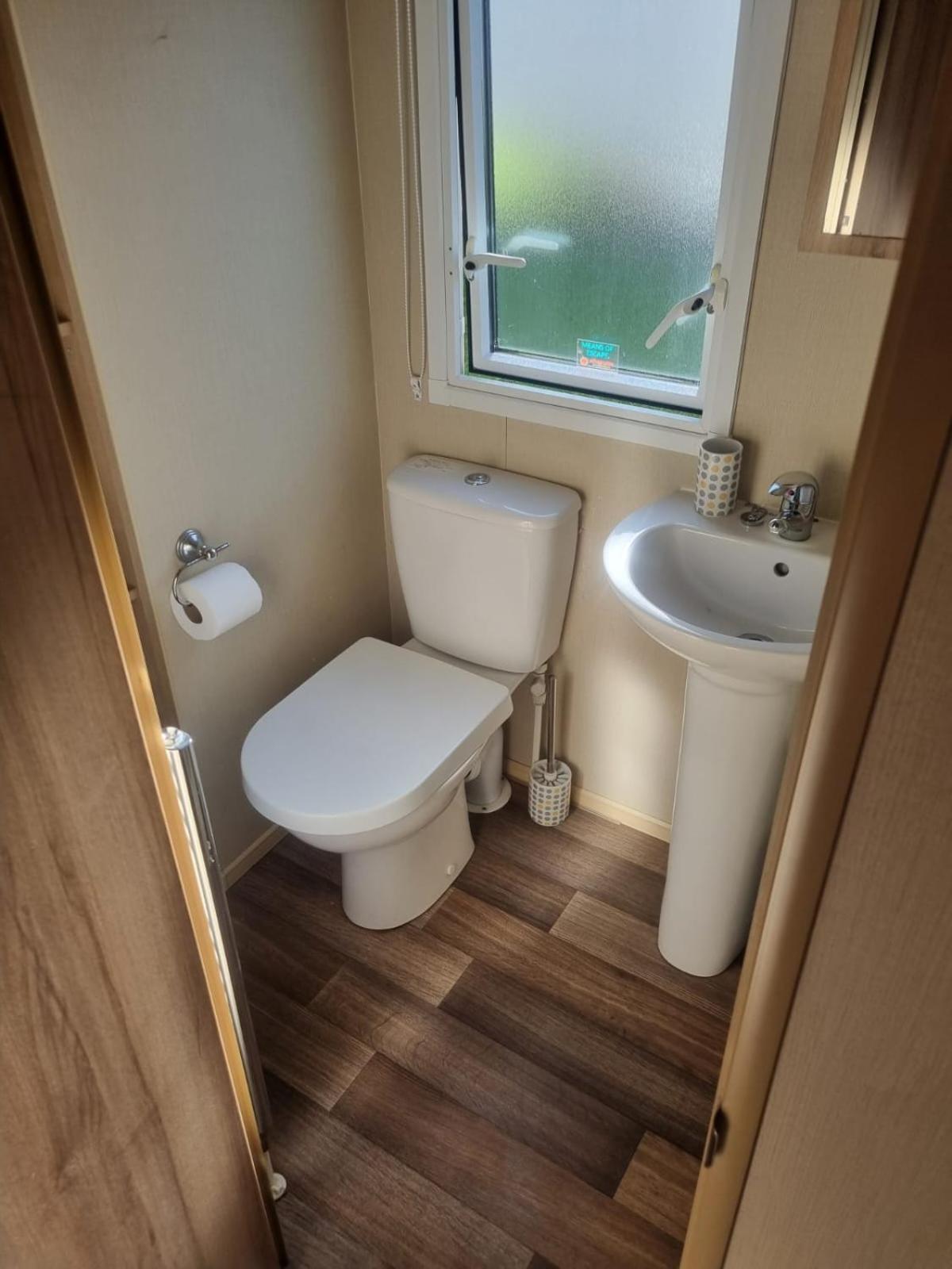 Newquay Bay Porth Caravan - 6 Berth Dış mekan fotoğraf