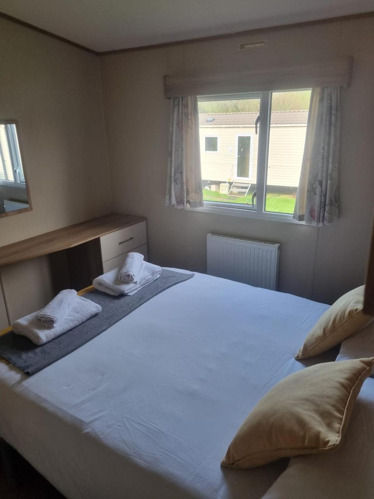 Newquay Bay Porth Caravan - 6 Berth Dış mekan fotoğraf